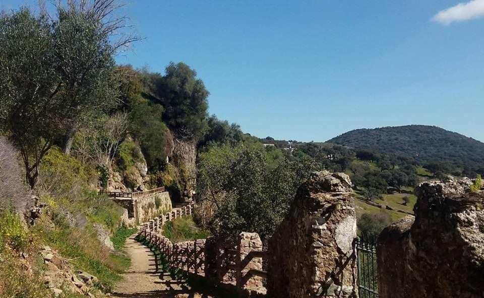 Casa Puerta de la Sierra Villa Higuera De La Sierra  Exterior foto